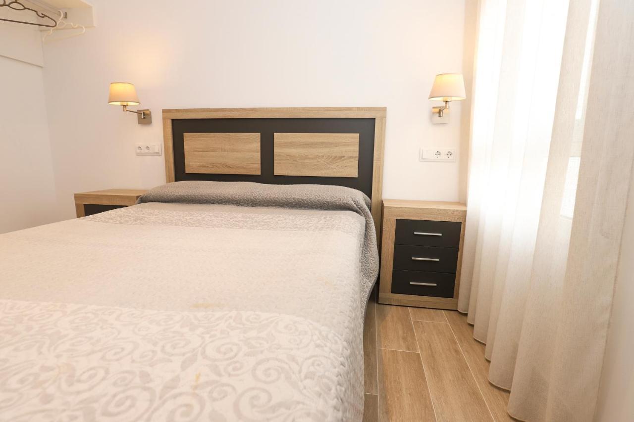 Apartaments Agneta - Vela Cambrils Ngoại thất bức ảnh